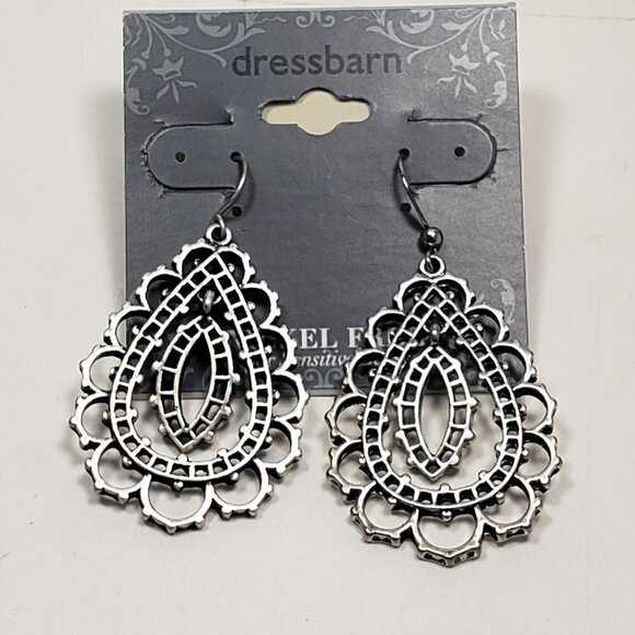 2/$30 Silver tone Water Drop Shape Filigree design Drop Dangle Earrings Jewelry - Picture 5 of 7